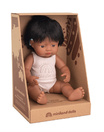 Imagen de MUÑECO LATINO CON IMPLANTE COCLEAR
